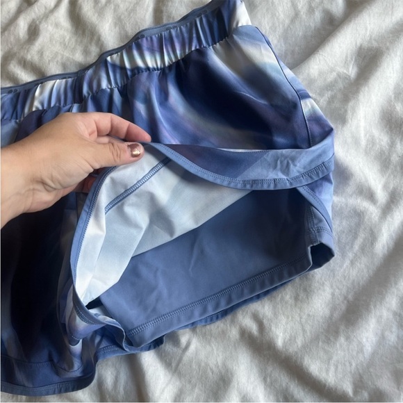 Sweaty Betty On Your Marks 2 in 1 Shorts XL NWT - Picture 6 of 6